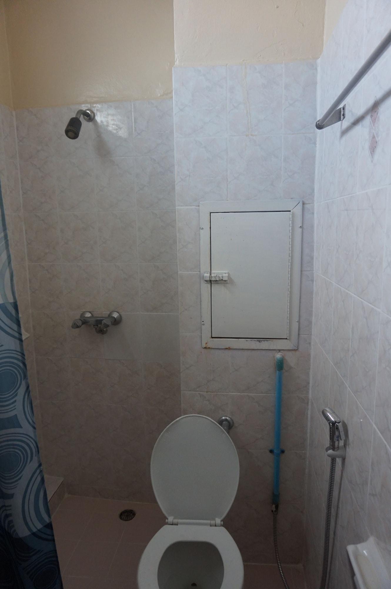Metro Residence Surin Extérieur photo