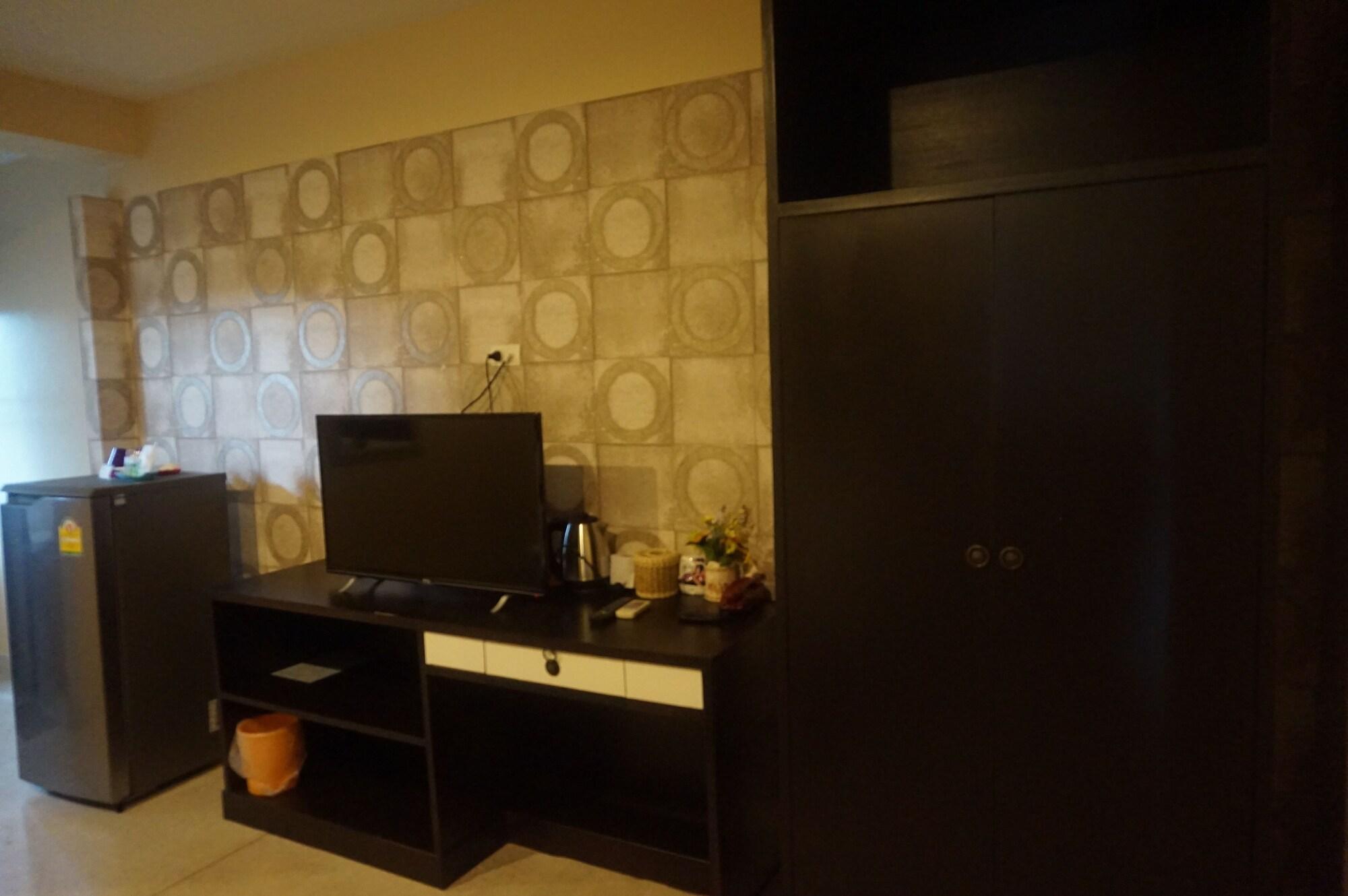 Metro Residence Surin Extérieur photo