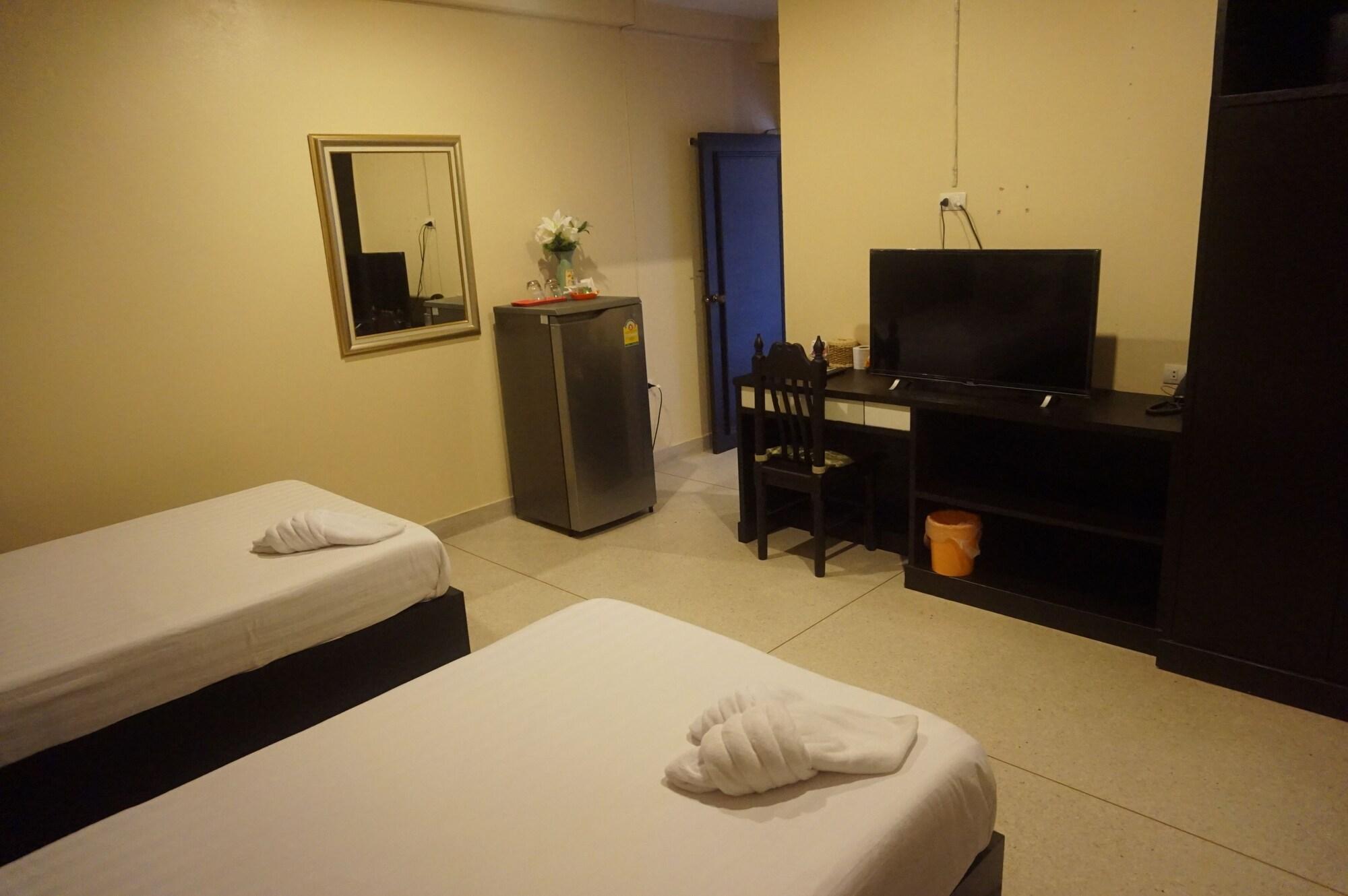 Metro Residence Surin Extérieur photo